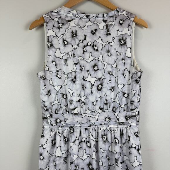 Banana Republic Maxi Dress Women's 6 White Floral V-Neck Sleeveless Poppy Long - Picture 3 of 9